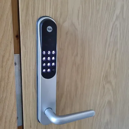 R63 With Terrace Appartement *