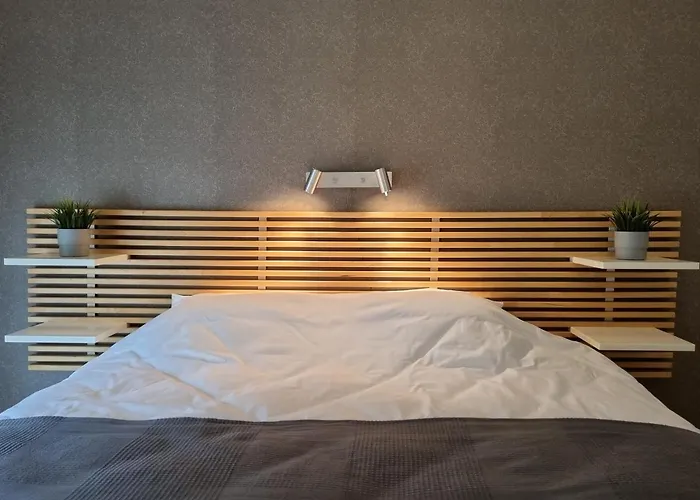 R63 With Terrace Apartamento *